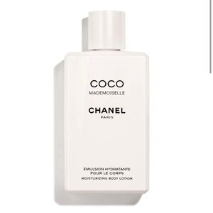 COCO MADEMOISELLE
Moisturizing Body Lotion, 6.8-oz
